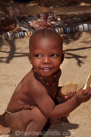 Africa;African;child;children;cultural;cultural-exchange;culture;cultures;Erongo-Region;girl;girls;Himba;Himba-child;Himba-girl;indigenous;indigenous-people;indigenous-tribe;Namib-Desert;Namibia;native;Omuhimba;Ovahimba;Southern-Africa;tradition;traditional;traditions;Uis