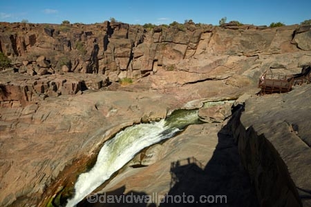 Augrabies-Falls;Augrabies-Falls-N.P.;Augrabies-Falls-National-Park;Augrabies-Falls-NP;cascade;cascades;fall;falls;gorge;gorges;national-park;national-parks;natural;nature;Northern-Cape;Northern-Cape-Province;Orange-River;ravine;ravines;Republic-of-South-Africa;river;rivers;scene;scenic;South-Africa;South-African-Republic;Southern-Africa;water;water-fall;water-falls;waterfall;waterfalls;wet