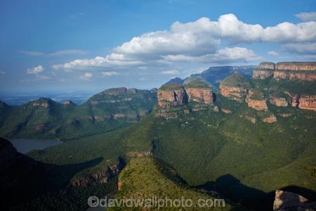 Africa;Blyde-River;Blyde-River-Canyon;Blyde-River-Canyon-Nature-Reserve-Motlatse-Canyon-Provincial-Nat;Blyderivierpoort-Dam;Blyderivierpoort-Reservoir;canyon;canyons;Drakensberg;Drakensberg-escarpment;Eastern-Transvaal;lake;lakes;lookout;lookouts;Mpumalanga;natural-feature;panorama;panoramas;Republic-of-South-Africa;scene;scenes;scenic-view;scenic-views;South-Africa;South-African-Republic;Southern-Africa;The-Three-Rondavels;Three-Rondavels;tourism;tourist-attraction;tourist-attractions;valley;valleys;view;viewpoint;viewpoints;views;vista;vistas