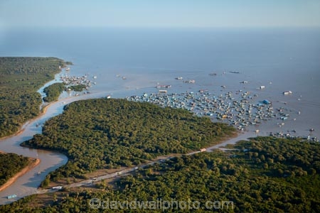 aerial;aerial-image;aerial-images;aerial-photo;aerial-photograph;aerial-photographs;aerial-photography;aerial-photos;aerial-view;aerial-views;aerials;Asia;Cambodia;Cambodian-floating-village;Cambodian-floodplain;Cambodian-village;Chong-Khneas;Chong-Khneas-Floating-Village;Chong-Khnies;Chong-Kneas;Chong-Kneas-Floating-Village;dirty-water;floating-home;floating-homes;floating-house;floating-houses;floating-shop;floating-shops;Floating-Village;Floating-Villages;freshwater-lake;freshwater-lakes;Indochina-Peninsula;Kampuchea;Kingdom-of-Cambodia;lake;lakes;Lower-Mekong-Basin;Mekong-Plain;muddy-water;Siem-Reap;Siem-Reap-Province;Siem-Reap-River;Southeast-Asia;Tonle-Sap;Tonle-Sap-Lake;TonlÃ©-Sap;TonlÃ©-Sap-Lake;UNESCO-Biosphere-Reserve;water