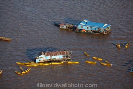 aerial;aerial-image;aerial-images;aerial-photo;aerial-photograph;aerial-photographs;aerial-photography;aerial-photos;aerial-view;aerial-views;aerials;Asia;boat;boats;Cambodia;Cambodian-floating-village;Cambodian-floodplain;Cambodian-village;canoe;canoes;Chong-Khneas;Chong-Khneas-Floating-Village;Chong-Khnies;Chong-Kneas;Chong-Kneas-Floating-Village;dirty-water;floating-school;floating-schools;Floating-Village;Floating-Villages;freshwater-lake;freshwater-lakes;Indochina-Peninsula;Kampuchea;Kingdom-of-Cambodia;lake;lakes;Lower-Mekong-Basin;Mekong-Plain;muddy-water;school;schools;Siem-Reap;Siem-Reap-Province;Southeast-Asia;Tonle-Sap;Tonle-Sap-Lake;TonlÃ©-Sap;TonlÃ©-Sap-Lake;UNESCO-Biosphere-Reserve;water