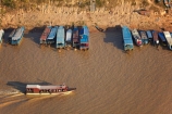 aerial;aerial-image;aerial-images;aerial-photo;aerial-photograph;aerial-photographs;aerial-photography;aerial-photos;aerial-view;aerial-views;aerials;Asia;boat;boats;Cambodia;Chong-Khneas-Port;Chong-Khnies;Chong-Kneas;dirty-water;Indochina-Peninsula;Kampuchea;Kingdom-of-Cambodia;long-boat;long-boats;muddy-water;passenger-boat;passenger-boats;Phnom-Krom;Port-of-Chong-Khneas;Siem-Reap;Siem-Reap-Province;Siem-Reap-River;Southeast-Asia;tourist-boat;tourist-boats;water