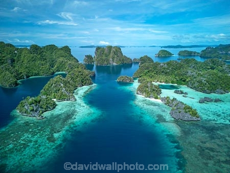 Namlol;Namlol-Lagoon;Namlol-Island;Reef;Coral-reef;coral;coral-reefs;corals;reef;reefs;aqua;aquamarine;blue;clean-water;clear-water;coast;cobalt-blue;cobalt-ultramarine;cobalt;ultramarine;teal-blue;tropical-island;tropical-islands;tropical-reef;tropical-reefs;turquoise;karst-landscape;limestone-karsts;karst;karsts;limestone;topography;landscape;landscapes;island;islands;karst-formations;karst-formation;Indonesia;aerial;aerial-photo;aerial-photograph;aerial-photographs;aerial-photography;aerial-photos;aerial-view;aerial-views;aerials;drone-aerial;drone;Misool;Raja-Ampat;West-Papua;Southwest-Papua;Misool-Is;Misool-Island;karst-landscape;landscape;landscapes;island;islands;outer-archipelago;archipelago;Misool-archipelago;channel;channels;paradise;tourism;travel
