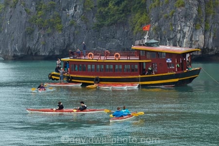 adventure;adventure-tourism;Asia;boat;boats;canoe;canoeing;canoes;Ha-Long-Bay;Halong-Bay;junk;junks;karst-landscape;kayak;kayaker;kayakers;kayaking;kayaks;limestone-karsts;North-Vietnam;Northern-Vietnam;paddle;paddler;paddlers;paddling;people;person;Qung-Ninh-Province;Quang-Ninh-Province;sea-kayak;sea-kayaker;sea-kayakers;sea-kayaking;sea-kayaks;South-East-Asia;Southeast-Asia;tourism;tourist;tourists;UN-world-heritage-area;UN-world-heritage-site;UNESCO-World-Heritage-area;UNESCO-World-Heritage-Site;united-nations-world-heritage-area;united-nations-world-heritage-site;Vnh-H-Long;vacation;vacations;Vietnam;Vietnamese;water;world-heritage;world-heritage-area;world-heritage-areas;World-Heritage-Park;World-Heritage-site;World-Heritage-Sites