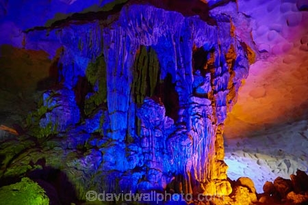 Asia;cave;cavern;caverns;caves;geological-feature;Ha-Long-Bay;Halong-Bay;Hang-Sung-Sot-Cave;limestone-cave;limestone-formations;North-Vietnam;Northern-Vietnam;Qung-Ninh-Province;Quang-Ninh-Province;South-East-Asia;Southeast-Asia;stalactite;stalactites;stalagmite;stalagmites;Sung-Sot-Cave;Surprise-Cave;tourism;UN-world-heritage-area;UN-world-heritage-site;under_ground;underground;UNESCO-World-Heritage-area;UNESCO-World-Heritage-Site;united-nations-world-heritage-area;united-nations-world-heritage-site;Vnh-H-Long;Vietnam;Vietnamese;world-heritage;world-heritage-area;world-heritage-areas;World-Heritage-Park;World-Heritage-site;World-Heritage-Sites