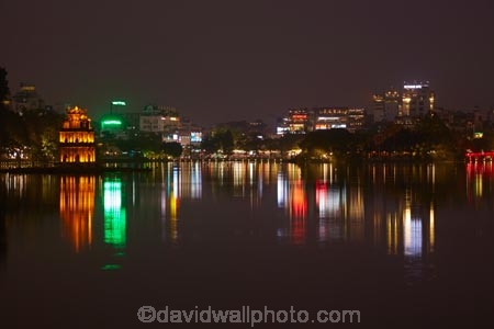 Asia;Asian;calm;dark;dusk;evening;H-Guom;H-HoÃ n-Kim;Hanoi;Hoan-Kiem-Lake;lake;Lake-of-the-Restored-Sword;Lake-of-the-Returned-Sword;lakes;light;lighting;lights;night;night-time;night_time;placid;quiet;reflected;reflection;reflections;serene;smooth;South-East-Asia;Southeast-Asia;still;Sword-Lake;Thap-Rua;ThÃ¡p-RÃ¹a;tranquil;Turtle-Tower;twilight;Vietnam;Vietnamese;water