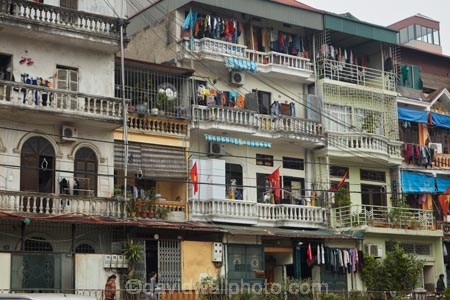 accommodation;apartment;apartments;Asia;Asian;cities;city;cityscape;cityscapes;condo;condominium;condominiums;condos;Hanoi;homes;houses;residential;residential-apartment;residential-apartments;residential-building;residential-buildings;South-East-Asia;Southeast-Asia;street;street-scene;street-scenes;streets;Vietnam;Vietnamese;washing