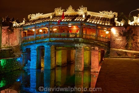 16th_17th-century;Asia;bridge;bridges;building;buildings;calm;Central-Sea-region;Chua-cau;Chùa-cu;covered-bridge;covered-bridges;dark;evening;Hi-An;heritage;historic;historic-building;historic-buildings;historical;historical-building;historical-buildings;history;Hoi-An;Hoi-An-Old-Town;Hoian;Indochina;Japanese-Bridge;Japanese-Covered-Bridge;light;lighting;lights;night;night-time;night_time;old;old-town;pedestrian-bridge;pedestrian-bridges;reflected;reflection;reflections;serene;smooth;South-East-Asia;Southeast-Asia;still;tradition;traditional;tranquil;UN-world-heritage-area;UN-world-heritage-site;UNESCO-World-Heritage-area;UNESCO-World-Heritage-Site;united-nations-world-heritage-area;united-nations-world-heritage-site;Vietnam;Vietnamese;water;world-heritage;world-heritage-area;world-heritage-areas;World-Heritage-Park;World-Heritage-site;World-Heritage-Sites