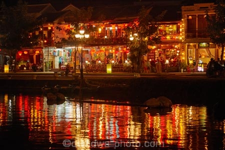 Asia;building;buildings;Central-Sea-region;dark;dusk;evening;Hi-An;heritage;historic;historic-building;historic-buildings;historical;historical-building;historical-buildings;history;Hoi-An;Hoi-An-Old-Town;Hoian;Indochina;light;lighting;lights;night;night-time;night_time;old;old-town;restaurant;restaurants;South-East-Asia;Southeast-Asia;street;street-scene;street-scenes;streets;SÃ´ng-Thu-Bn;Thu-Bn-River;Thu-Bon-River;tradition;traditional;twilight;UN-world-heritage-area;UN-world-heritage-site;UNESCO-World-Heritage-area;UNESCO-World-Heritage-Site;united-nations-world-heritage-area;united-nations-world-heritage-site;Vietnam;Vietnamese;world-heritage;world-heritage-area;world-heritage-areas;World-Heritage-Park;World-Heritage-site;World-Heritage-Sites