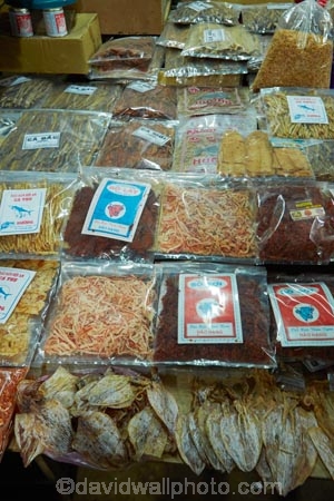 Asia;asian-food;asian-groceries;Central-Market;Central-Sea-region;commerce;commercial;dried-food;farmer-market;farmer-markets;farmers-market;farmers-markets;farmers-market;farmers-markets;food;food-market;food-markets;food-stall;food-stalls;fruit;fruit-and-vegetables;fruit-market;fruit-markets;Hi-An;Hoi-An;Hoi-An-Central-Market;Hoi-An-Market;Hoi-An-Old-Town;Hoian;Indochina;market;market-place;market_place;marketplace;markets;old-town;packets;produce;produce-market;produce-markets;product;products;retail;retailer;retailers;shop;shopping;South-East-Asia;Southeast-Asia;stall;stalls;steet-scene;street-scenes;UN-world-heritage-area;UN-world-heritage-site;UNESCO-World-Heritage-area;UNESCO-World-Heritage-Site;united-nations-world-heritage-area;united-nations-world-heritage-site;Vietnam;Vietnamese;world-heritage;world-heritage-area;world-heritage-areas;World-Heritage-Park;World-Heritage-site;World-Heritage-Sites