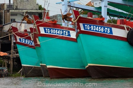 Asia;Asian;azure;boat;boats;commercial-fishing;commercial-fishing-boats;fishing;fishing-boat;fishing-boats;green;M-Tho;Mekong-Delta;Mekong-Delta-Region;Mekong-River;My-Tho;My-Tho-River;river;rivers;South-East-Asia;Southeast-Asia;teal-green;Tin-Giang-Province;Tien-Giang-Province;Tien-River;turquoise;Upper-Mekong-River;Vietnam;Vietnamese;wooden;wooden-boat;wooden-boats;wooden-fishing-boat;wooden-fishing-boats