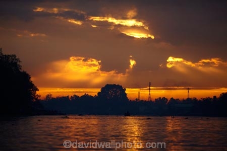 Asia;Asian;break-of-day;Cn-Tho;calm;Can-Tho;Can-Tho-River;dawn;dawning;daybreak;first-light;Mekong-Delta;Mekong-Delta-Region;Mekong-River;morning;orange;placid;quiet;reflected;reflection;reflections;river;rivers;serene;smooth;South-East-Asia;Southeast-Asia;still;sunrise;sunrises;sunup;tranquil;twilight;Vietnam;Vietnamese;water