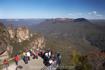 Australasia;Australia;Australian;Blue-Mountains;Blue-Mountains-N.P.;Blue-Mountains-National-Park;Blue-Mountains-NP;bluff;bluffs;cliff;cliffs;Echo-Point;erode;eroded;erosion;escarpment;escarpments;geological;geology;Gunnedoo;Jamison-Valley;Katoomba;lookout;lookouts;Meehni;mountainside;mountainsides;N.S.W.;New-South-Wales;NSW;panorama;panoramas;people;person;rock;rock-formation;rock-formations;rock-outcrop;rock-outcrops;rock-tor;rock-torr;rock-torrs;rock-tors;rocks;sandstone;scene;scenes;scenic-view;scenic-views;steep;stone;The-Three-Sisters;Three-Sisters;tourism;tourist;tourists;UN-world-heritage-site;UNESCO-World-Heritage-Site;united-nations-world-heritage-site;View;viewpoint;viewpoints;views;vista;vistas;Wimlah;world-heritage;world-heritage-area;world-heritage-areas;World-Heritage-Park;World-Heritage-site;World-Heritage-Sites