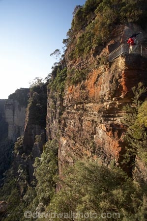 Australasia;Australia;Australian;Blue-Mountains;Blue-Mountains-N.P.;Blue-Mountains-National-Park;Blue-Mountains-NP;bluff;bluffs;cliff;cliffs;Echo-Point;erode;eroded;erosion;escarpment;escarpments;geological;geology;Jamison-Valley;Katoomba;mountainside;mountainsides;N.S.W.;New-South-Wales;NSW;people;person;rock;rock-formation;rock-formations;rock-outcrop;rock-outcrops;rock-tor;rock-torr;rock-torrs;rock-tors;rocks;sandstone;steep;stone;The-Three-Sisters;Three-Sisters;tourism;tourist;tourists;UN-world-heritage-site;UNESCO-World-Heritage-Site;united-nations-world-heritage-site;world-heritage;world-heritage-area;world-heritage-areas;World-Heritage-Park;World-Heritage-site;World-Heritage-Sites