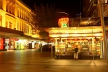 australasia;Australia;Brisbane;dark;drink;drinks;fruit;juice-bar;light;lights;malls;night;night-life;night-time;night_life;night_time;nightlife;pedestrian-mall;Queen-Street-Mall;Queensland;retail