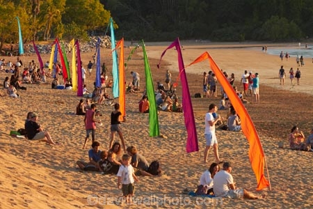 Australasian;Australia;Australian;Darwin;flag;flags;Mindil-Beach;Mindil-Beach-Market;Mindil-Beach-Markets;Mindil-Beach-Sunset-Market;Mindil-Beach-Sunset-Markets;Mindil-Market;Mindil-Markets;Mindil-Sunset-Market;Mindil-Sunset-Markets;N.T.;Northern-Territory;NT;people;person;Top-End