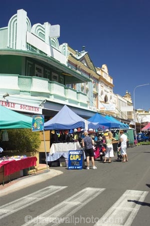 architectural;architecture;australasia;Australia;australian;building;buildings;character;colonial;commerce;crossing;crossings;heritage;historic;historical;market;markets;Maryborough;pedestrian-crossing;pedestrian-crossings;people;person;Queensland;retail;shop;shopping;stall;stalls;street-market;street-markets;weekly-market