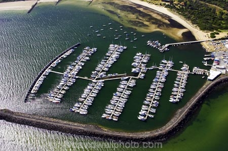 aerial;aerials;australasia;Australia;australian;beach;beaches;boat-harbor;boat-harbors;boat-harbour;boat-harbours;coast;coastal;hampton;hampton-pier;marina;marinas;Melbourne;picnic-point;Port-Phillip-Bay;Sandringham;submarine;submarines;Victoria;w.w.1.;w.w.i.;world-war-one;world-war-one-submarine-wreck;wreck;wrecks;ww1;wwI