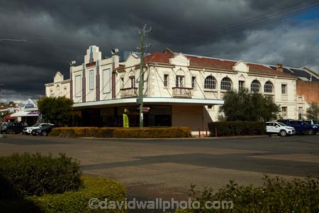 Main-Street;Maitland-St;Bingara;New-South-Wales;NSW;N.S.W.;New-England;Gwydir-Shire;Australia;cloud;black-cloud;dark-clouds;Roxy;Roxy-Theatre;The-Roxy;The-Roxy-Theatre;Art-Deco;heritage;historic;historic-building;historic-buildings;historical;historical-building;historical-buildings;history