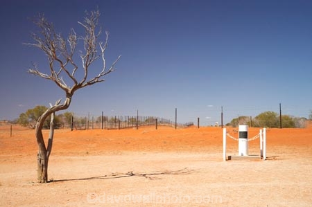 Australasia;Australia;Australian;Australian-Desert;Australian-Deserts;Australian-Outback;border;borders;Camerons-Corner;Camerons-Corner;Corner-Country;N.S.W.;New-South-Wales;NSW;Outback;Queensland;state-border;state-borders