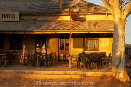 1883;ale-house;ale-houses;architecture;Australasia;Australia;Australian;Australian-Desert;Australian-Deserts;Australian-Outback;bar;bars;building;buildings;colonial;dusk;evening;free-house;free-houses;heritage;historic;historic-building;historic-buildings;historical;historical-building;historical-buildings;history;hotel;hotels;N.S.W.;New-South-Wales;night;night-time;NSW;old;outback;place;places;pub;public-house;public-houses;pubs;saloon;saloons;Silver-City-Highway;tavern;taverns;The-Family-Hotel;Tibooburra;tradition;traditional;twilight