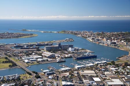 aerial;aerial-photo;aerial-photograph;aerial-photographs;aerial-photography;aerial-photos;aerial-view;aerial-views;aerials;Australasia;Australia;Australian;Carrington;Hunter-River;N.S.W.;New-South-Wales;Newcastle;Newcastle-Harbor;Newcastle-Harbour;NSW;port;Port-of-Newcastle;ports;Throsby-Creek;Wickham
