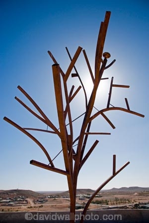 art;artwork;artworks;Australasian;Australia;Australian;Australian-Outback;Coober-Pedy;different;funny;humor;humorous;humour;humourous;joke;joking;laugh;metal-tree;metal-trees;Outback;quirky;red-centre;S.A.;SA;sculpture;sculptures;sense-of-humor;sense-of-humour;South-Australia;tree;trees;unusual