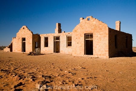 Abandoned;ale-house;ale-houses;architecture;Australasia;Australia;Australian;Australian-Desert;Australian-Deserts;Australian-Outback;back-country;backcountry;backwoods;bar;bars;building;buildings;colonial;country;countryside;desert;Deserts;Farina-Ghost-Town;free-house;free-houses;geographic;geography;Ghost-Town;Ghost-Towns;heritage;historic;historic-building;historic-buildings;historical;historical-building;historical-buildings;history;hotel;hotels;Lyndhurst-_-Marree-Road;Lyndhurst-Marree-Road;old;Outback;place;places;pub;public-house;public-houses;pubs;red-centre;remote;remoteness;ruin;ruins;rural;S.A.;SA;saloon;saloons;South-Australia;tavern;taverns;tradition;traditional;Transcontinental-Hotel;wilderness;wood;wooden