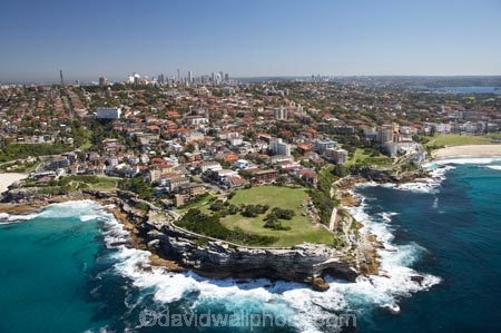 aerial;aerial-photo;aerial-photograph;aerial-photographs;aerial-photography;aerial-photos;aerial-view;aerial-views;aerials;Australasia;Australia;beach;beaches;bluff;bluffs;Bondi-Beach;cliff;cliffs;coast;coastal;coastline;coastlines;coasts;foreshore;Hunter-Park;Mackenzies-Bay;N.S.W.;New-South-Wales;NSW;ocean;sea;shore;shoreline;shorelines;shores;Sydney;Tasman-Sea;water
