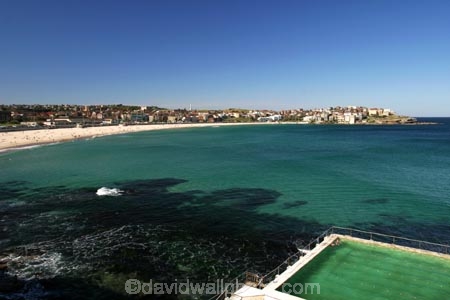 australia;sydney;beaches;sand;austalian;swim;swimming;swims;surf;surfs;surfer;surfie;surfing;wave;waves;ocean;bay;bays;sea;tasman;summer;hot;sunbake;sunbathe;bathe;swimmer;relax;recreation;holiday;vacation-;pool;pools;icebergs