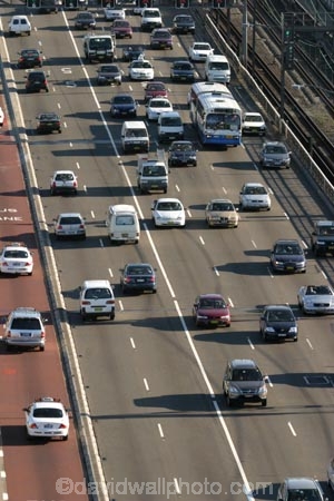 Bradfield;Highway;Approach;Sydney;Harbour;Bridge;Australia;highways;road;roads;traffic;commute;busy;congestion;transport;bridges;commuters;car;cars;taxi;taxis;bus;buses;lane;lanes;transportation