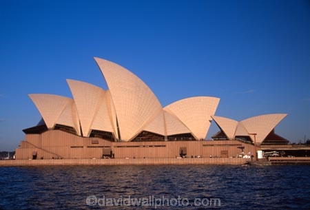 australia;sydney;harbour;harbours;harbors;harbor;icon;icons;australian;landmark;landmarks;opera;house;opera-house;architecture