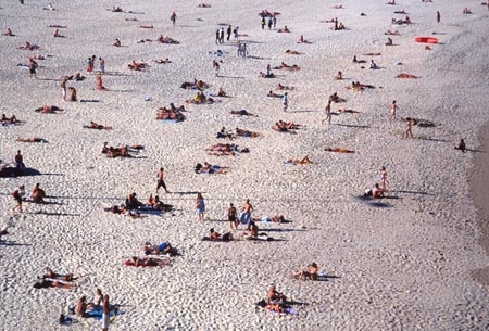 australia;sydney;beaches;sand;austalian;swim;swimming;swims;surf;surfs;surfer;surfie;surfing;wave;waves;ocean;bay;bays;sea;tasman;summer;hot;sunbake;sunbathe;bathe;swimmer;relax;recreation;holiday;vacation-;bondi;beach;sandy