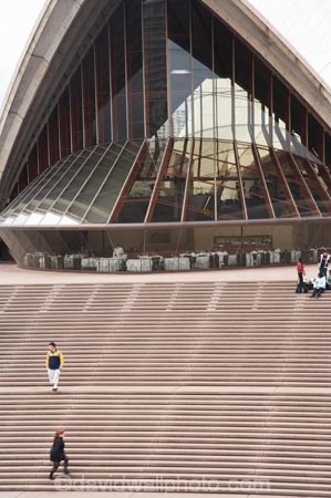 architecture;Australasia;australia;Australian;harbor;harbors;harbour;harbours;house;icon;icons;landmark;landmarks;N.S.W.;New-South-Wales;NSW;opera;Opera-House;people;person;stair;stairs;step;steps;sydney;Sydney-Opera-House