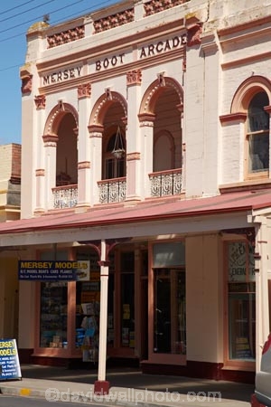 Australasian;Australia;Australian;boutique;boutiques;building;buildings;commerce;commercial;Gilbert-St;Gilbert-Street;heritage;historic;historic-building;historic-buildings;historical;historical-building;historical-buildings;history;Island-of-Tasmania;Latrobe;Mersey-Boot-Arcade;Mersey-Main-Rd;Mersey-Main-Road;Northern-Tasmania;old;retail;retail-store;retailer;retailers;shop;shopper;shoppers;shopping;shops;State-of-Tasmania;steet-scene;store;stores;street-scene;street-scenes;Tas;Tasmania;The-North;tradition;traditional