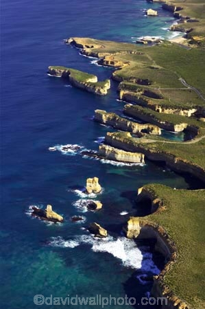 12-apostles;aerial;aerials;australasian;australia;australian;beach;beaches;bluff;bluffs;broken-head;cliff;cliffs;coast;coastal;coastline;geological-formation;geological-formations;geology;great-ocean-highway;great-ocean-road;great-ocean-route;horizon;horizons;landscape;landscapes;loch-ard-gorge;loch-art-gorge;lochard-gorge;mutton-bird-is;mutton-bird-is.;mutton-bird-island;muttonbird-is;muttonbird-is.;muttonbird-island;ocean;oceans;port-campbell-national-park;rock-formation;rock-formations;sand;sandy;sea;seas;shipwreck-coast;shore;shoreline;southern-ocean;steep;surf;the-island-archway;the-razorback;travel;twelve-apostles;twelve-apostles-marine-national;victoria;viewpoint;viewpoints;wave;waves