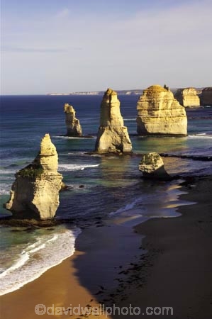 12-apostles;australasian;australia;australian;beach;beaches;bluff;bluffs;cliff;cliffs;coast;coastal;coastline;geological-formation;geological-formations;geology;great-ocean-highway;great-ocean-road;great-ocean-route;horizon;horizons;landscape;landscapes;ocean;oceans;port-campbell-national-park;rock-formation;rock-formations;rock-stack;rock-stacks;sand;sandy;sea;seas;shore;shoreline;southern-ocean;steep;surf;travel;twelve-apostles;twelve-apostles-marine-national;victoria;wave;waves