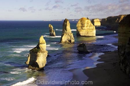 12-apostles;australasian;australia;australian;beach;beaches;bluff;bluffs;cliff;cliffs;coast;coastal;coastline;geological-formation;geological-formations;geology;great-ocean-highway;great-ocean-road;great-ocean-route;horizon;horizons;landscape;landscapes;ocean;oceans;port-campbell-national-park;rock-formation;rock-formations;rock-stack;rock-stacks;sand;sandy;sea;seas;shore;shoreline;southern-ocean;steep;surf;travel;twelve-apostles;twelve-apostles-marine-national;victoria;wave;waves