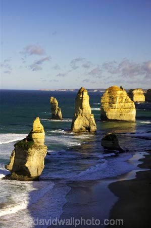 12-apostles;australasian;australia;australian;beach;beaches;bluff;bluffs;cliff;cliffs;coast;coastal;coastline;geological-formation;geological-formations;geology;great-ocean-highway;great-ocean-road;great-ocean-route;horizon;horizons;landscape;landscapes;ocean;oceans;port-campbell-national-park;rock-formation;rock-formations;rock-stack;rock-stacks;sand;sandy;sea;seas;shore;shoreline;southern-ocean;steep;surf;travel;twelve-apostles;twelve-apostles-marine-national;victoria;wave;waves