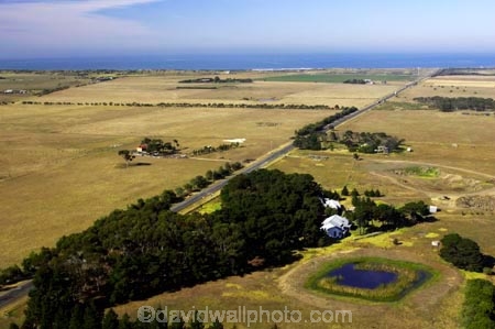 aerial;aerials;agricultural;agriculture;australasia;australia;australian;barwon-heads;billabong;country;countryside;crop;crops;farm;farming;farmland;farms;field;fields;home;homestead;homesteads;horticulture;house;meadow;meadows;paddock;paddocks;pasture;pastures;pond;ponds;rural;victoria