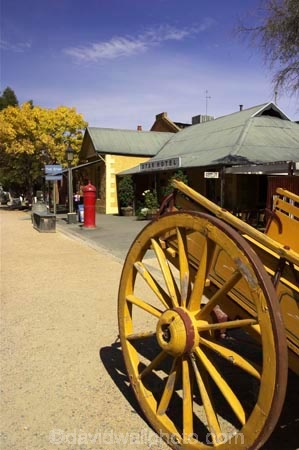 ale-house;ale-houses;architecture;australasia;Australia;australian;autumn;bar;bars;building;buildings;cart;carts;cartwheel;cartwheels;colonial;dusk;Echuca;fall;free-house;free-houses;heritage;Historic;historic-precinct;historical;historical-precinct;history;hotel;hotels;murray-esplanade;old;pedestrian-precinct;place;places;pony-cart;pub;public-house;public-houses;pubs;saloon;saloons;spoked-wheel;spoked-wheels;Star-Hotel;tavern;taverns;Victoria;waggon;waggons;wagon;wagon-wheel;wagon-wheels;wagons;wheel;wheels