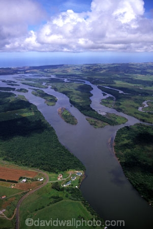 multiple;channels;flow;flows;river-system;interweave;interwoven;weave;woven;landscape;aerials