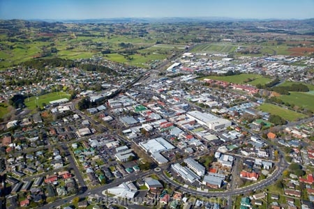 aerial;aerial-image;aerial-images;aerial-photo;aerial-photograph;aerial-photographs;aerial-photography;aerial-photos;aerial-view;aerial-views;aerials;Auckland;Auckland-region;Bombay-Hills;communities;community;Devon-La;Devon-Lane;Harrington-Ave;Harrington-Avenue;home;homes;house;houses;housing;King-St;King-Street;N.I.;N.Z.;neighborhood;neighborhoods;neighbourhood;neighbourhoods;New-Zealand;NI;North-Is;North-Island;NZ;Pukekohe;Pukekohe-town-centre;Queen-St;Queen-Street;real-estate;residences;residential;residential-housing;Seddon-La;Seddon-Lane;Seddon-St;Seddon-Street;shop;shops;South-Auckland;store;stores;street;street-scene;street-scenes;streets;suburb;suburban;suburbia;suburbs;Tobin-St;Tobin-Street;town;towns;Wast-St;Wesley-St;Wesley-Street;West-Street
