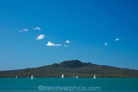 Auckland;Devonport;Hauraki-Gulf;N.I.;N.Z.;New-Zealand;NI;North-Auckland;North-Head;North-Is;North-Island;North-Shore;Nth-Is;NZ;Rangitoto-Is;Rangitoto-Island;sail-boat;sail-boats;sailboat;sailboats;volcanic;volcanic-cone;volcanic-cones;volcano;volcanoes;yacht;yachts