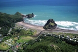 surf;surfing;surfie;houses;water;community;seaside;sea;seashore;tide;tidal;coastline;bays;aerials;communities;ocean;beach;beaches;shore;shoreline;waves