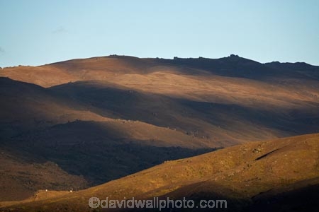 Cairnmuir-Mountains;Central-Otago;Dunstan-Mountains;hill;hills;Late-light;mountain;mountains;N.Z.;New-Zealand;NZ;Otago;range;ranges;ridge;ridges;S.I.;SI;South-Is.;South-Island
