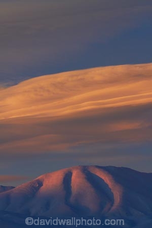 alpenglo;alpenglow;alpine;alpinglo;alpinglow;Altocumulus-lenticularis;Central-Otago;cloud;clouds;cold;Coldness;color;colors;colour;colours;Daytime;Exterior;extreme-weather;freeze;freezing;Hawkdun-Ra;Hawkdun-Range;high-country;hill;hills;Ida-Ra;Ida-Range;Ida-Valley;Idaburn;Landscape;Landscapes;lens_shaped-cloud;lens_shaped-clouds;lenticular-cloud;lenticular-clouds;Maniototo;Mount-Ida;mountain;mountainous;mountains;mt;Mt-Ida;Mt.-Ida;N.Z.;natural;Nature;New-Zealand;NZ;Otago;Oturehua;Outdoor;Outdoors;Outside;S.I.;Scenic;Scenics;Season;Seasons;SI;snow;snowfall;snowy;snowy-hills;snowy-mountains;South-Is;South-Is.;South-Island;Sth-Is;weather;White;winter;Wintertime;wintery;wintry