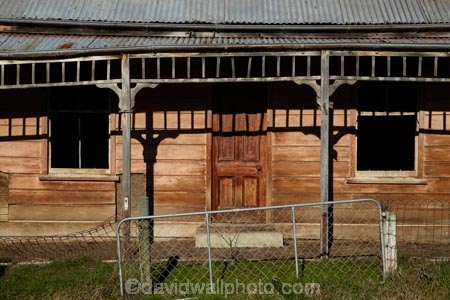 abandon;abandoned;building;buildings;character;derelict;derelict-building;derelict-farmhouse;dereliction;deserted;desolate;desolation;destruction;farmhouse;farmhouses;heritage;historic;historic-building;historic-buildings;Historic-Ruins;historical;historical-building;historical-buildings;history;Lawrence;N.Z.;neglect;neglected;New-Zealand;old;old-fashioned;old_fashioned;Otago;ruin;ruins;run-down;rustic;S.I.;SI;South-Is;South-Island;Sth-Is;tradition;traditional;vintage;wooden-building;wooden-buildings