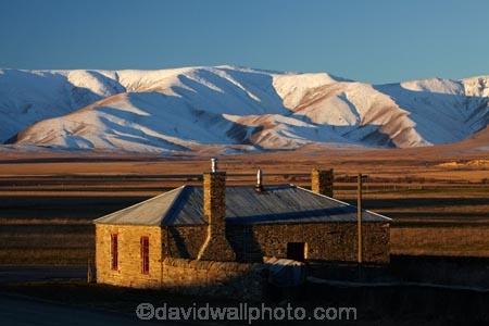 building;buildings;Central-Otago;cold;Coldness;corrugated-iron;corrugated-metal;corrugated-steel;extreme-weather;freeze;freezing;Hawkdun-Ra;Hawkdun-Range;heritage;Hills-Creek;historic;historic-building;historic-buildings;Historic-cottage;historical;historical-building;historical-buildings;history;Ida-Ra;Ida-Range;Ida-Rd;Ida-Valley;Idaburn;Maniototo;N.Z.;New-Zealand;NZ;old;Otago;Oturehua;roofing-iron;roofing-metal;S.I.;Scenic;Scenics;Season;Seasons;SI;snow;snowy;South-Is;South-Island;Sth-Is;stone-building;stone-buildings;tradition;traditional;weather;white;winter;Wintertime;wintery;wintry;zincalume