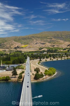 bridge;bridges;Central-Otago;Cromwell;Cromwell-Bridge;Deadmans-Point-Bridge;Deadmans-Point-Bridge;infrastructure;lake;Lake-Dunstan;lakes;N.Z.;New-Zealand;NZ;Otago;Pisa-Range;road-bridge;road-bridges;S.I.;SI;South-Is;South-Island;Sth-Is;summer;traffic-bridge;traffic-bridges;transport